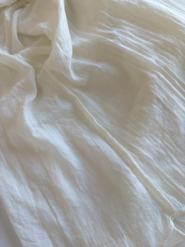 890 Factory woven fabric speciality — linen, cotton and innovative wovens