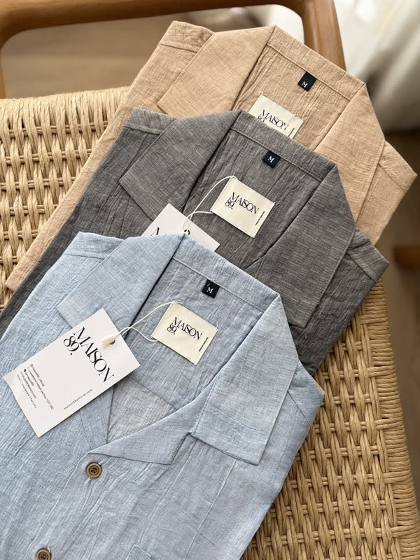 890 Factory branding and finishing — labels, hangtags and custom packaging