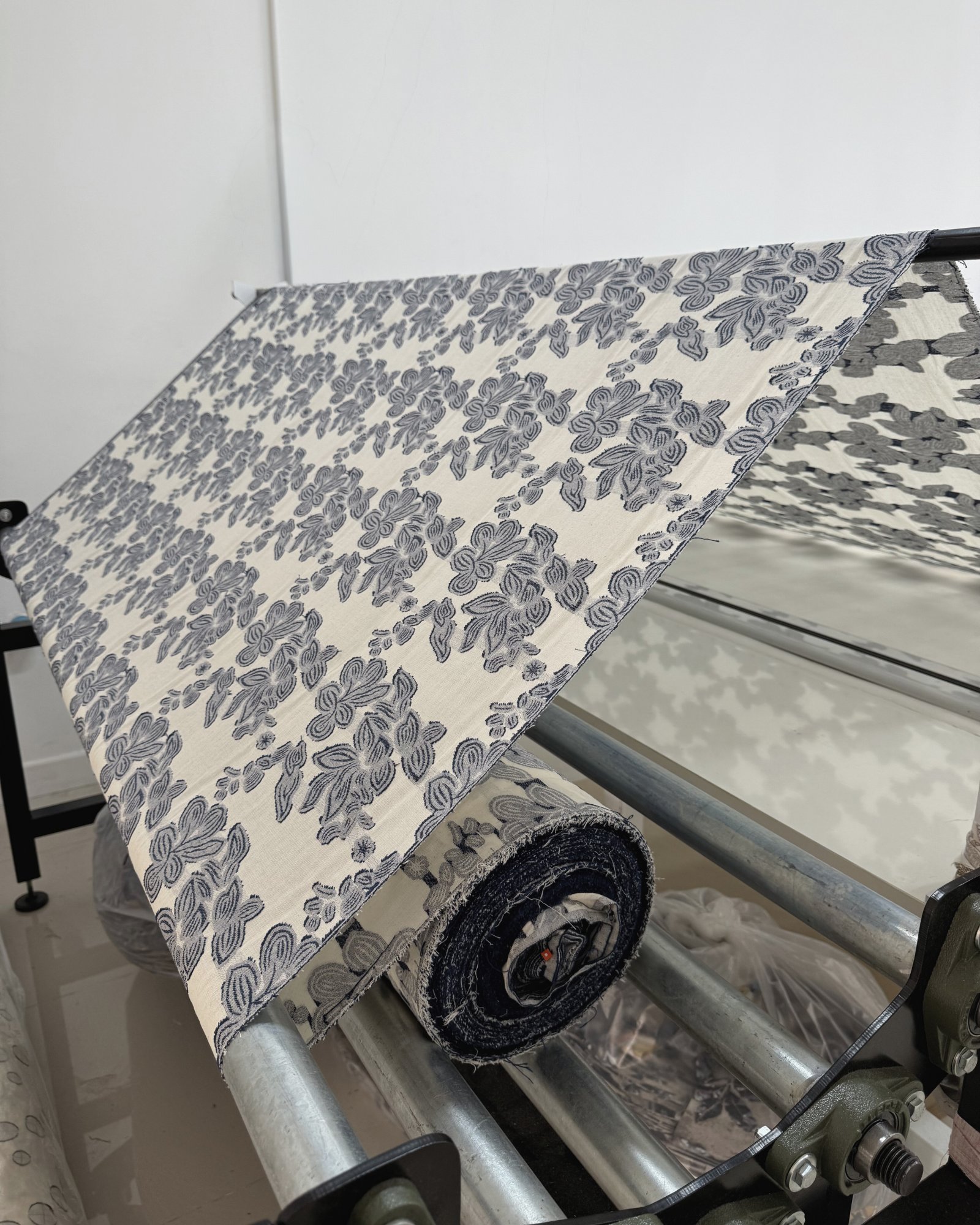 890 Factory fabric sourcing — woven textiles
